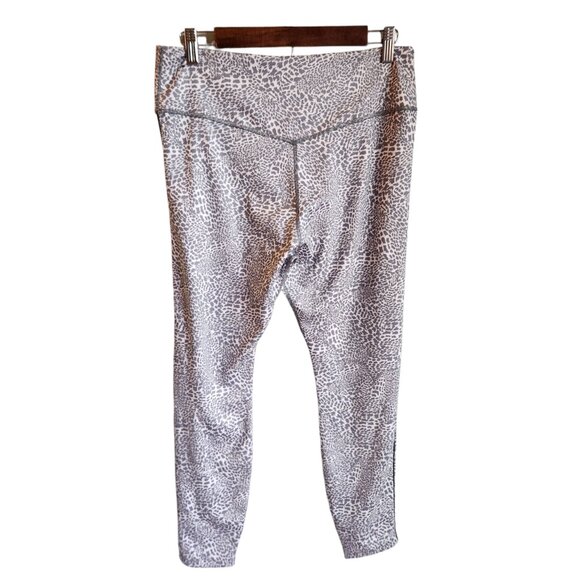 Nike Pants Women's XL White Gray Animal Print Leggings Gym Workout Running NEW - Picture 7 of 13